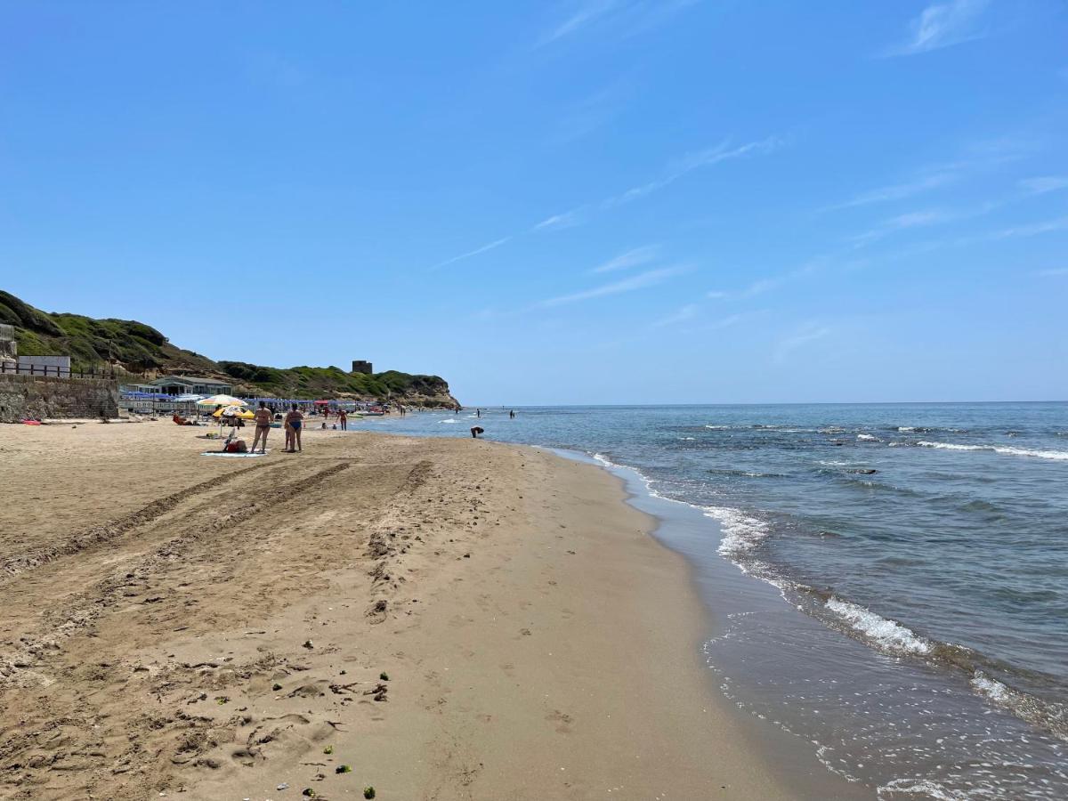 Domus Lavinia "Levante" - Anzio Bagian luar foto